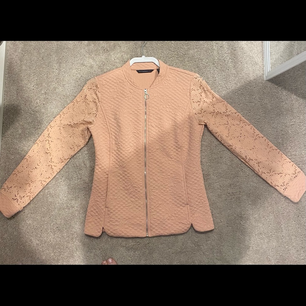 Isaac Mizrahi zip front jacket with lace sleeves